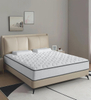 Matelas hybride avec système de bobine de poche matelas de confort moyen dans une boîte 